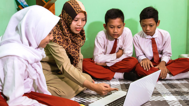 Contoh Kritik dan Saran untuk Guru yang Sopan